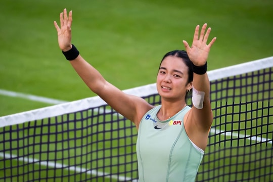 Alexandra Eala lập kỳ tích tại Berlin Open: Đánh bại Svitolina để vào bán kết WTA 500