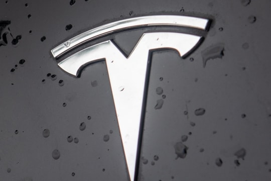 Tesla Autopilot và rủi ro từ hệ thống hỗ trợ lái sau vụ tai nạn chết người tại Texas