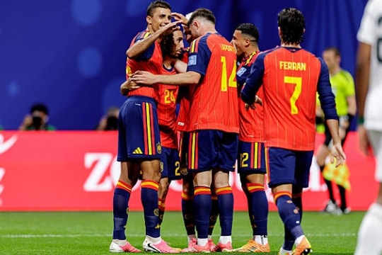 Tây Ban Nha 4-0 Saudi Arabia: Kỷ lục của Lamine Yamal và sự hồi sinh của bản ngã tấn công