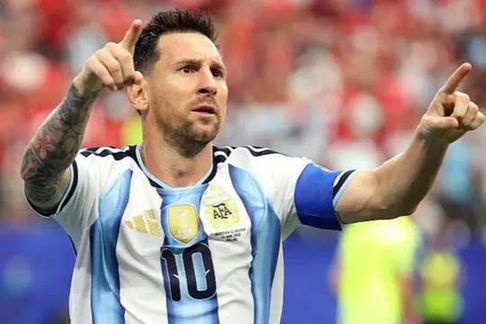 Lionel Messi lập siêu kỷ lục 18 bàn thắng đưa Argentina vào vòng 32 đội World Cup 2026