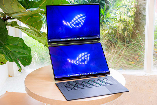 ASUS ROG Zephyrus 2026: Sức mạnh từ Intel Panther Lake và RTX 50 Series chính thức cập bến Việt Nam
