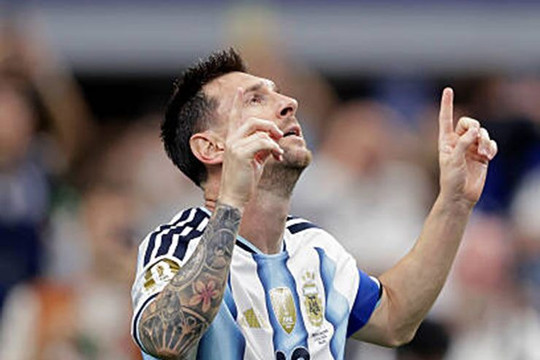 Lionel Messi vượt Miroslav Klose thành chân sút vĩ đại nhất lịch sử World Cup