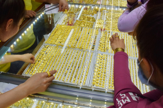 Giá vàng chiều nay 24/6/2026: Giá vàng SJC, nhẫn 9999 và giá vàng thế giới thứ Tư