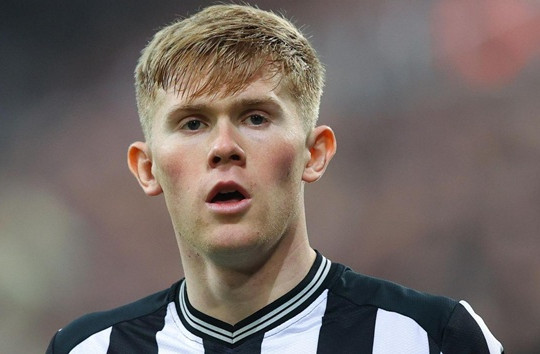 MU nhắm Lewis Hall: Lời giải cho bài toán Luke Shaw và tham vọng tái thiết hành lang trái