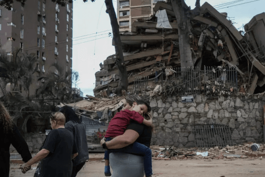 Mỹ điều tàu quân sự, nhiều nước cử lực lượng trợ giúp Venezuela sau thảm hoạ động đất