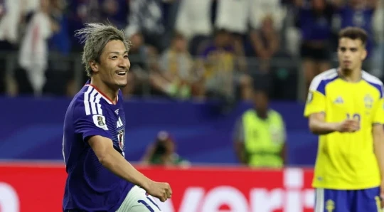 Nhật Bản hòa Thụy Điển 1-1: Samurai Xanh tiến vào vòng 32 đội gặp Brazil