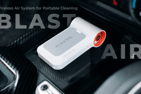 Flextail Blast Air: Máy thổi bụi cầm tay tích hợp sạc không dây Qi đầu tiên