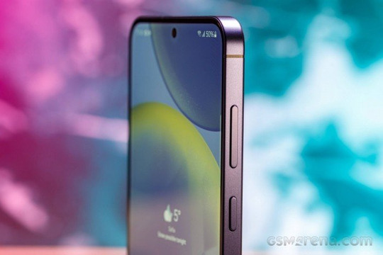 Phân tích Galaxy S24 Plus: Màn hình 2K quay trở lại và sức mạnh từ Galaxy AI