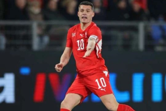 Xabi Alonso muốn đưa Granit Xhaka về Chelsea: Bước ngoặt chiến lược tại Stamford Bridge