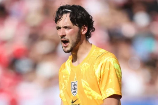 Newcastle United dẫn đầu cuộc đua chiêu mộ James Trafford: Tham vọng sở hữu số 1 tương lai