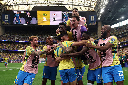 Brazil ngược dòng nghẹt thở 2-1 trước Nhật Bản: Dấu ấn thiên tài của Carlo Ancelotti