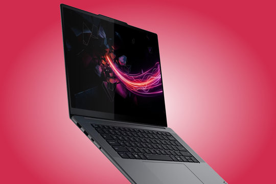 Lenovo Yoga Pro 7 15ASH11: Đột phá đồ họa với 48GB VRAM từ chip AMD Strix Halo