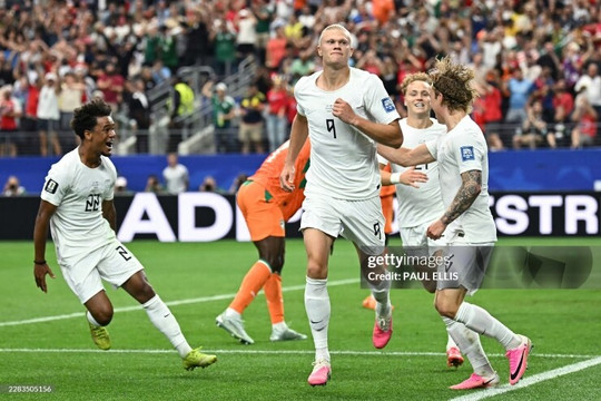 Erling Haaland rực sáng phút 86 đưa Na Uy vào vòng 1/8 World Cup sau trận thắng nghẹt thở Bờ Biển Ngà