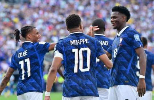 Pháp đè bẹp Thụy Điển 3-0: Kylian Mbappe lập kỷ lục lịch sử và bệ phóng Michael Olise
