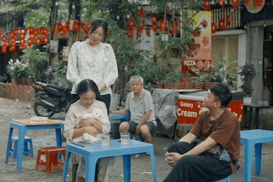 Dưới ô cửa sáng đèn tập 21: Sinh nương tay với kẻ trộm vàng vì tương lai em gái