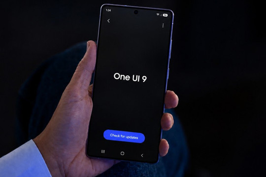 Samsung tăng tốc thử nghiệm One UI 9.0: Loạt Galaxy A giá rẻ bất ngờ xuất hiện trong danh sách