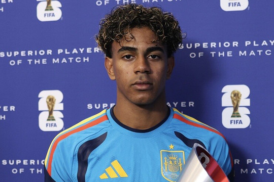 Lamine Yamal rực sáng giúp Tây Ban Nha hạ Áo 3-0, chính thức phá kỷ lục của Kylian Mbappe