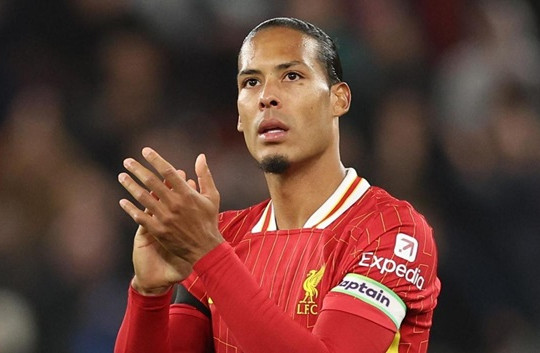 Liverpool sẵn sàng bán Virgil van Dijk, MU nhắm "siêu tiền vệ" Aurelien Tchouameni