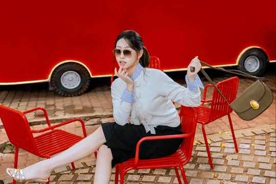 Hoa hậu Lương Thùy Linh: Thần thái sang trọng và đôi chân 1,22 m trong bộ ảnh Dior