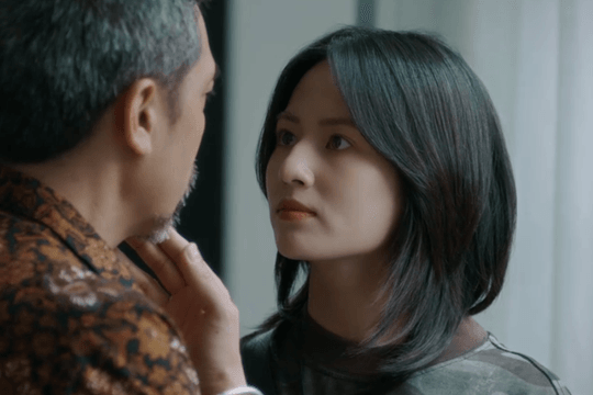 Lửa trắng tập 6: Nữ cảnh sát chìm sập bẫy trùm ma túy bằng màn kịch nhận cha con hoàn hảo