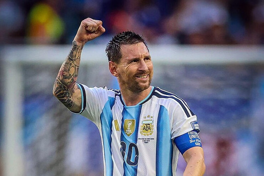 Nghệ thuật đi bộ của Messi tại World Cup 2026: Khi bộ não điều khiển đôi chân ở tuổi 39