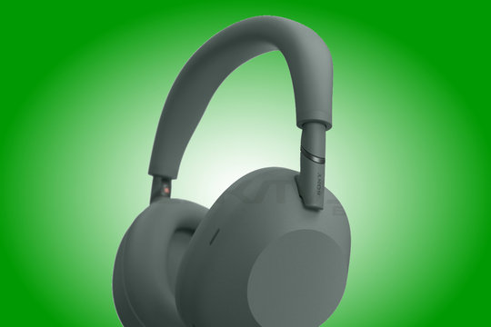 Lộ diện màu sắc thứ 6 của tai nghe Sony WH-1000XM6: Tùy chọn xanh lá cây đầy cá tính