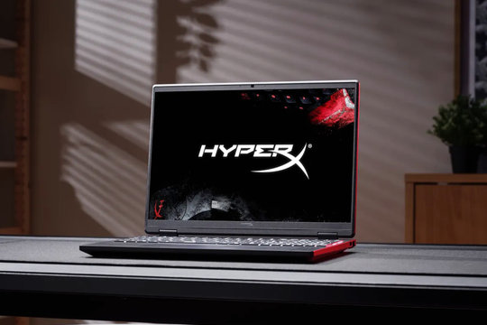 HP HyperX Omen 15 mới: Sức mạnh từ Core Ultra 9 290HX Plus và màn hình VRR 180Hz