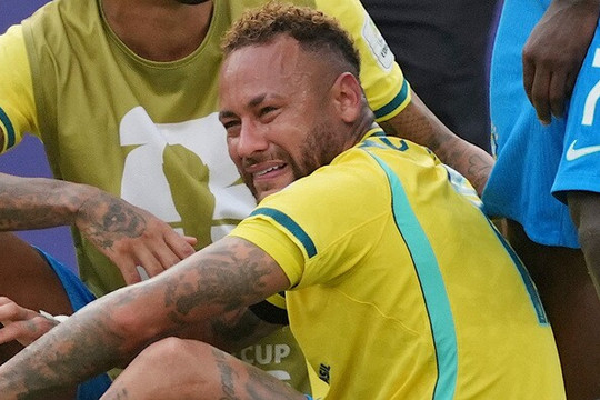 Neymar giã từ đội tuyển Brazil sau thất bại cay đắng tại World Cup 2026