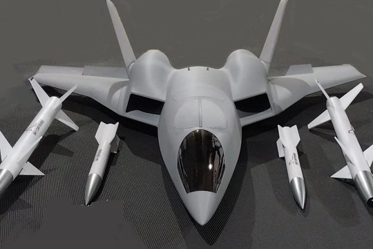 Phân tích UAV CobraJet: Giải pháp đánh chặn in 3D đối phó drone bầy đàn