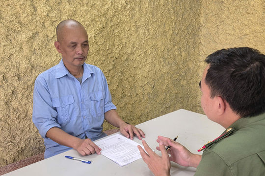 Khởi tố hai đối tượng làm và phát tán tài liệu chống Nhà nước tại TP Hà Nội