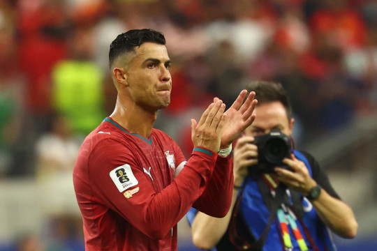 Ronaldo nghẹn ngào chia tay World Cup 2026 sau thất bại nghiệt ngã trước Tây Ban Nha