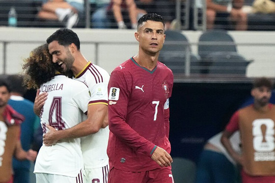 Ronaldo lấp lửng tương lai sau World Cup 2026: "Vô địch EURO giá trị ngang World Cup"