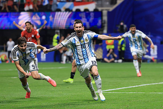 Argentina ngược dòng kịch tính 3-2 trước Ai Cập: Bản lĩnh nhà vô địch tại Atlanta