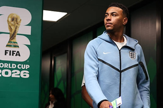 Arsenal chốt mục tiêu số một Morgan Rogers, Tottenham sẵn sàng chi 85 triệu bảng cho Junior Kroupi
