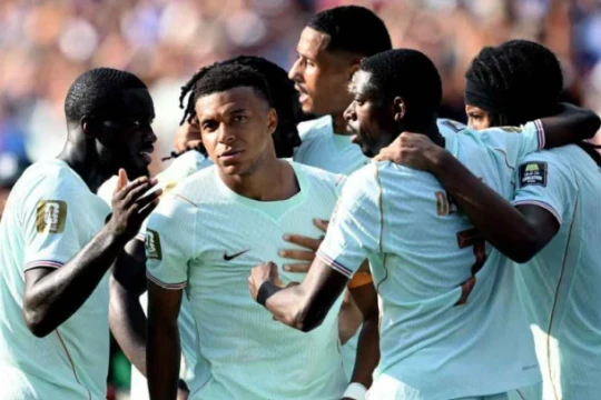 Kylian Mbappe rực sáng giúp Pháp đánh bại Morocco 2-0 tiến vào bán kết World Cup 2026