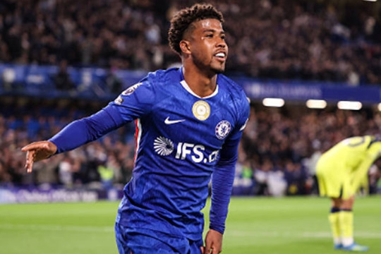 Man United chiêu mộ Andrey Santos: Cú áp phe 48 triệu bảng và lời giải cho bài toán Casemiro