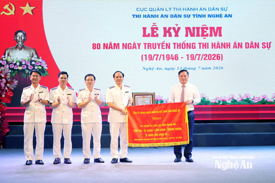 Thi hành án dân sự Nghệ An kỷ niệm 80 năm Ngày truyền thống