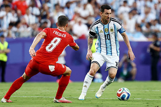 Tuyển Anh và bài toán vô hiệu hóa Messi: Lời giải từ 'bản phác thảo' của Thụy Sĩ