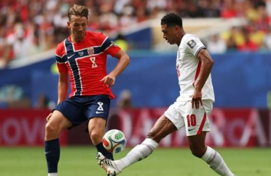 MU nhắm Sander Berge thay thế thương vụ Ederson đổ bể: Giải pháp thép cho tuyến giữa
