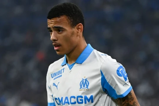 Mason Greenwood cập bến Fenerbahce với giá 42 triệu euro