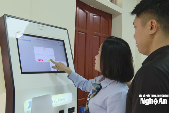 Nỗ lực tháo gỡ các “điểm nghẽn” trong cải cách hành chính và chuyển đổi số