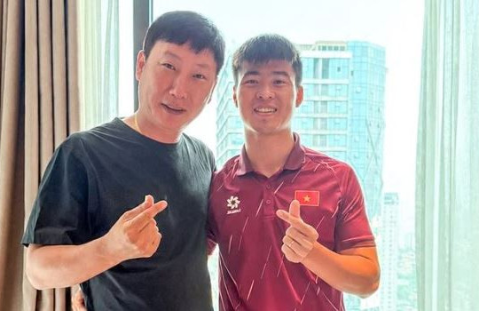 Duy Mạnh lỡ hẹn ASEAN Cup 2026 và biến động thượng tầng tại CA TPHCM