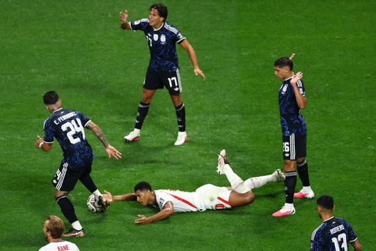 Argentina vs Anh: 29 tiểu xảo và đỉnh cao nghệ thuật hắc ám của Albiceleste