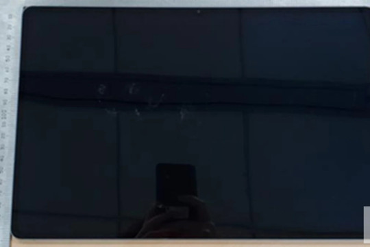 Samsung Galaxy Tab S12 Ultra lộ diện: Giữ nguyên thiết kế notch và nâng cấp chip MediaTek