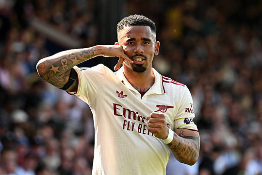 Arsenal gặp khó với Gabriel Jesus: AC Milan ép giá dưới 20 triệu bảng