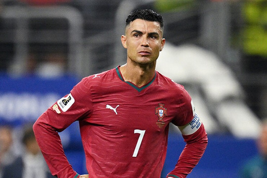 Cristiano Ronaldo sắp giã từ đội tuyển Bồ Đào Nha: Vũ điệu cuối cùng tại Jose Alvalade?
