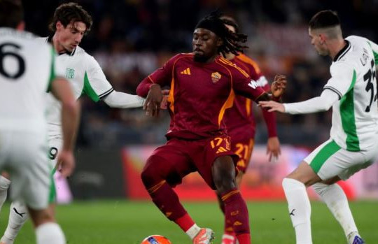 Manchester United dẫn đầu cuộc đua chiêu mộ Manu Kone: Lời giải cho bài toán tuyến giữa