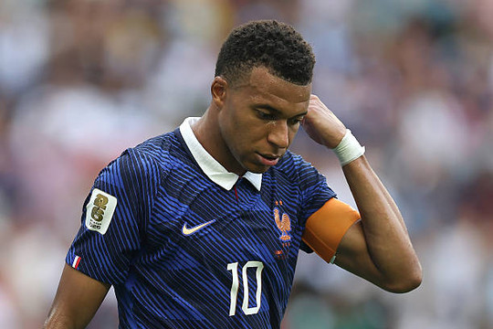 Tuyển Pháp thua sốc 4-6: Kylian Mbappe lập kỷ lục World Cup trong ngày hàng thủ sụp đổ