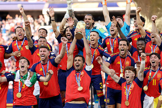 Tây Ban Nha vô địch World Cup 2026: Chiến thắng của hệ thống chiến thuật bóp nghẹt đối thủ