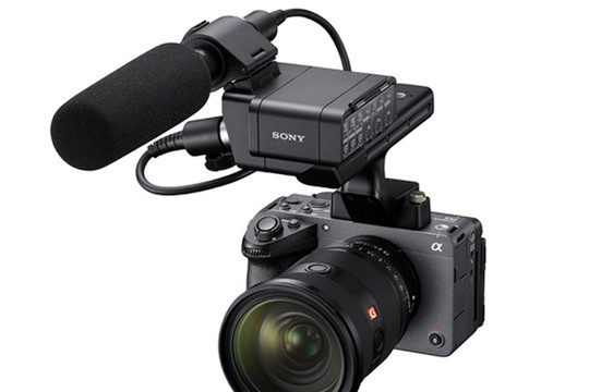 Sony FX5 ra mắt: Camera Cinema full-frame 5K với dải tương phản 15 stop và cảm biến Exmor RS